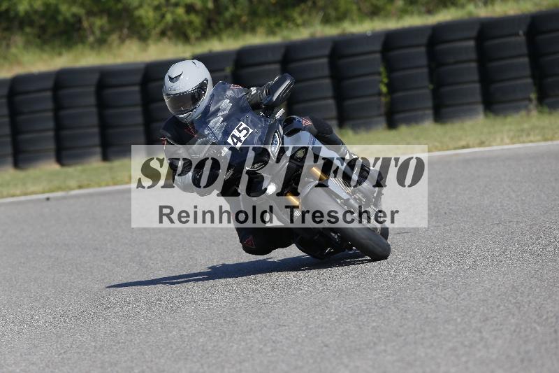 Archiv-2025/49 26.08.2025 Cornu Master School ADR/blau-bleu/45